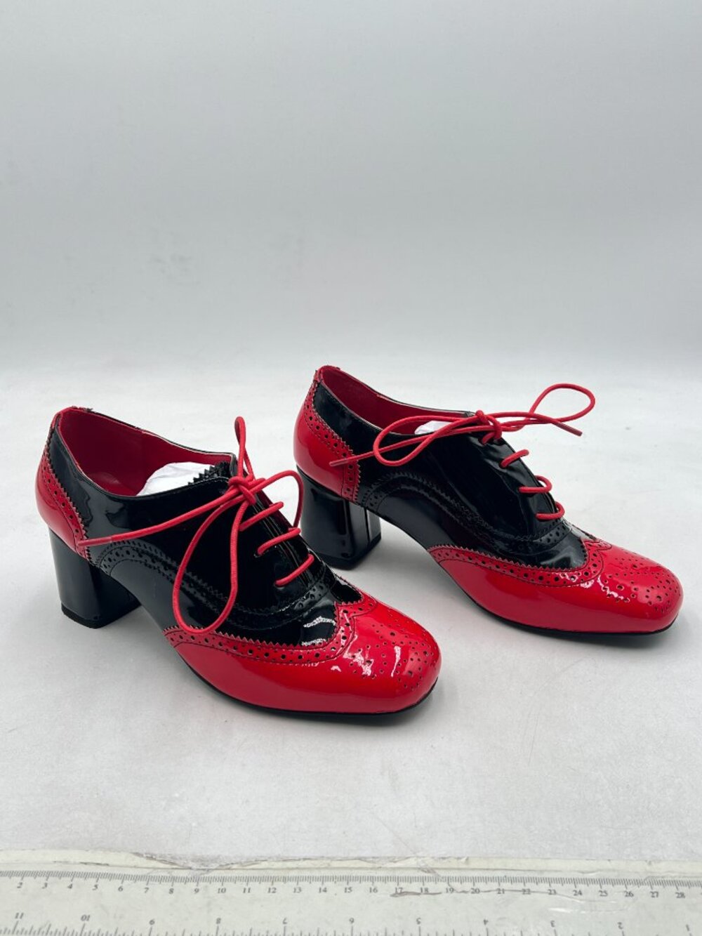 Black/Red Women's Oxford Shoes Round Toe Lace-up Wingtip Chunky Heel Pumps - Picture 3 of 7